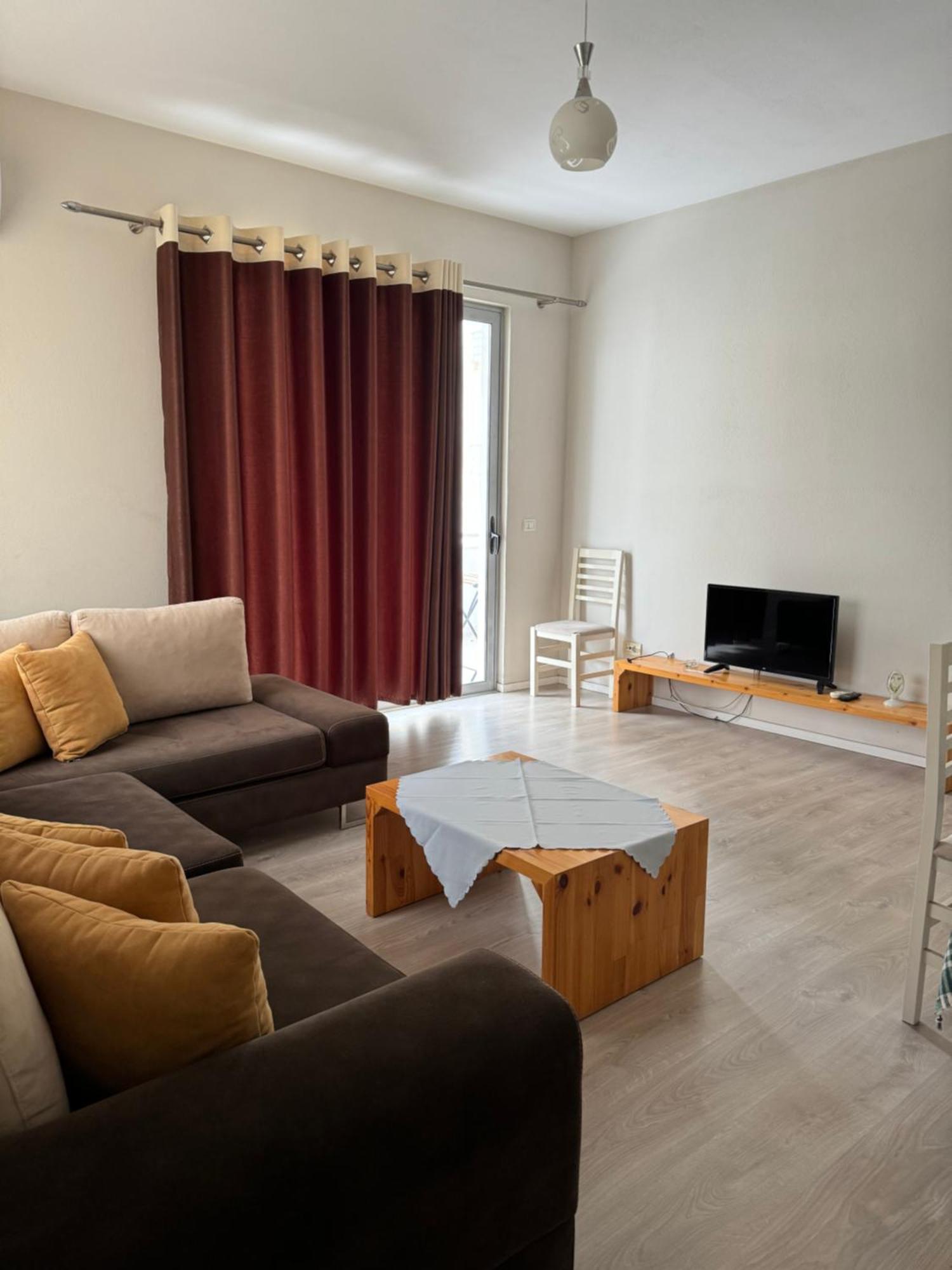 Violet'S Boutique Apartments Sarandë Buitenkant foto