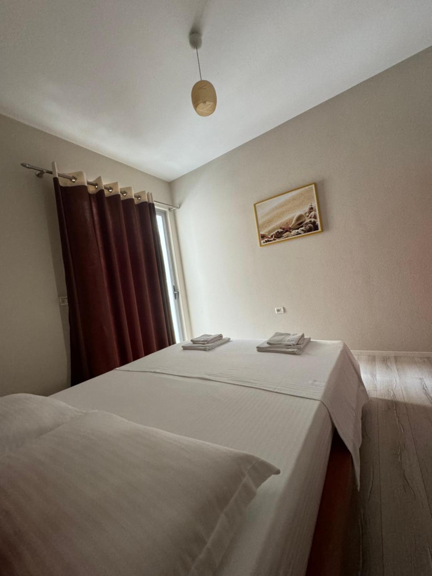 Violet'S Boutique Apartments Sarandë Buitenkant foto