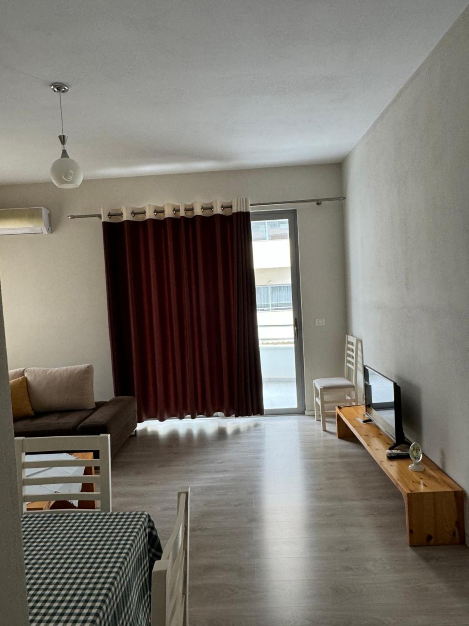 Violet'S Boutique Apartments Sarandë Buitenkant foto