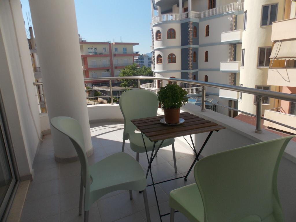 Violet'S Boutique Apartments Sarandë Buitenkant foto
